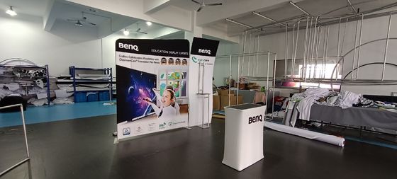 Pameran Dagang Melengkung 30ft Menampilkan Stan Pameran Dagang Aluminium Untuk CES